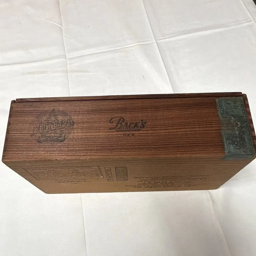 J. B. Back & Co., Inc. Back's Natura Cedarap Wooden Cigar Box Custom Made